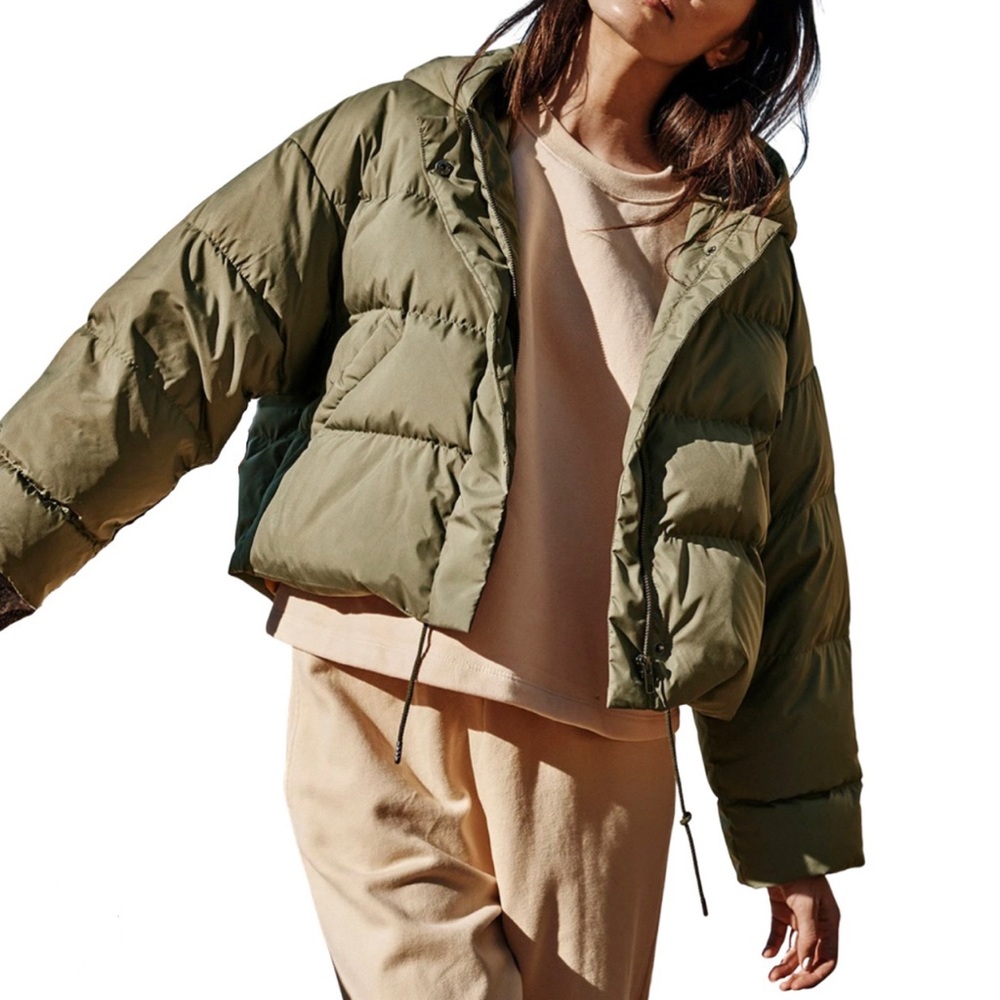 Velvet by Graham and Spencer RAYLIN CROPPED PUFFER JACKET in sage
